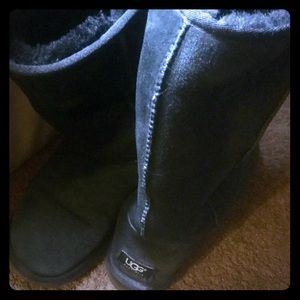 UGGS Black Fur Boots Size 9